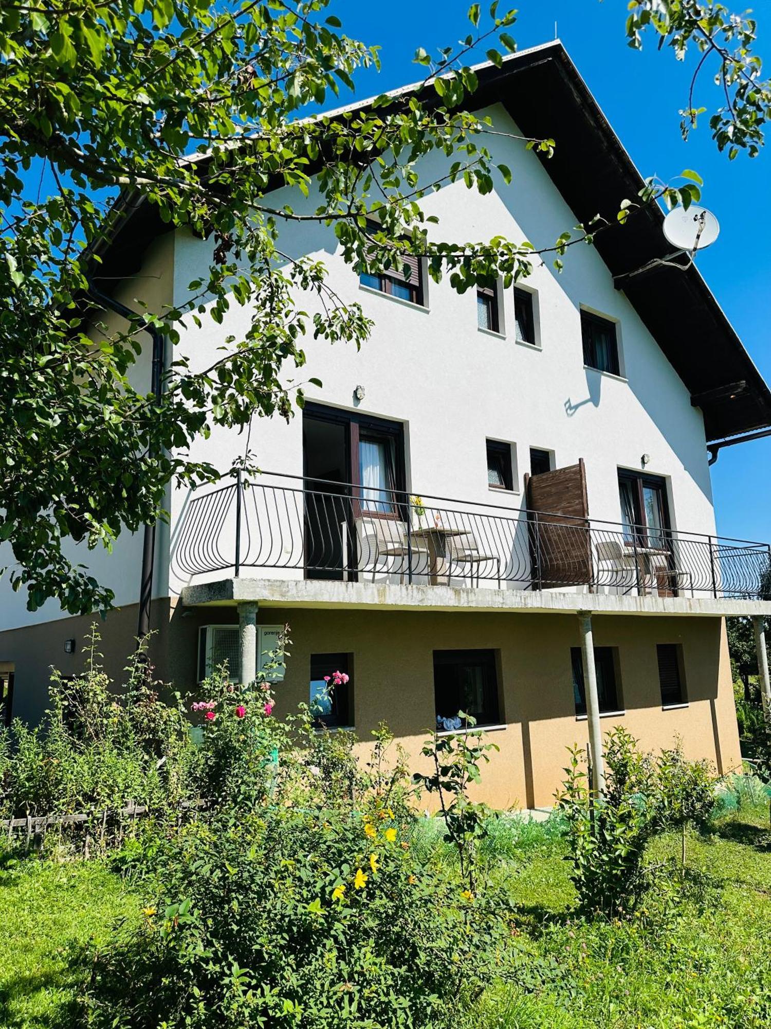 B&B House Family Grbic Плитвица Село Екстериор снимка